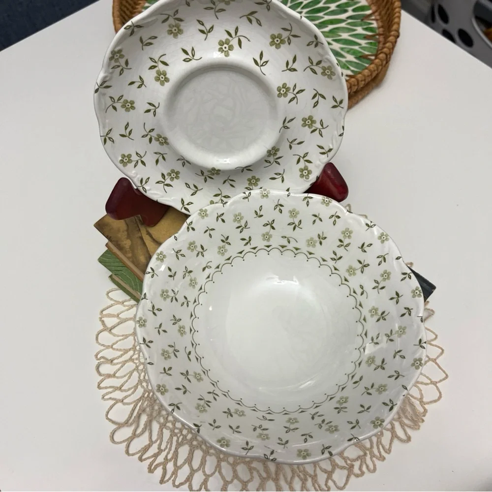 Vintage J&G Meakin “forget me‎ not” teacup saucer and bowl set